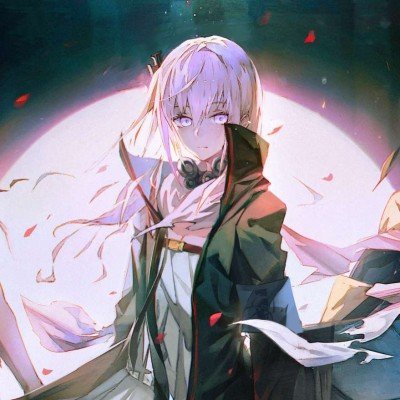 《丧尸围城4》弗兰克变身生化3吉尔 抹胸短裙贼性感
